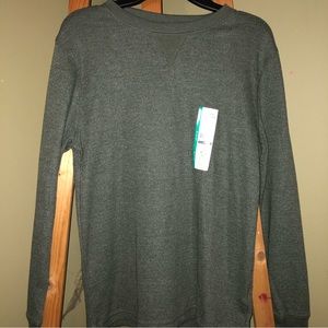 Boys long sleeve earthy green thermal long sleeve shirt. Size large 10/12.